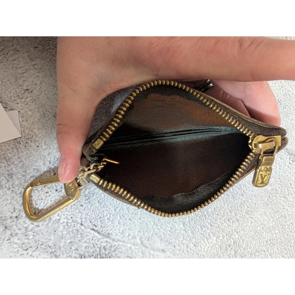Authentic Louis Vuitton Classic Monogram Canvas Pochette Cles Key Pouch - Picture 8 of 11